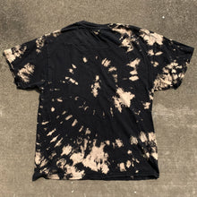 Load image into Gallery viewer, Vintage 90&#39;s Tie Dye Black Graphic T-Shirt
