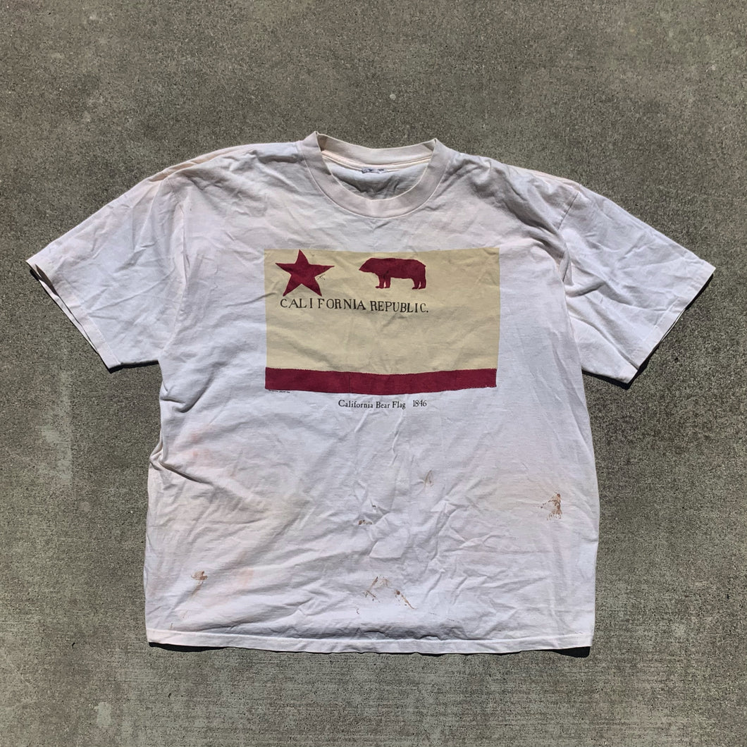 Vintage 90's Stained California Bear Flag White T-Shirt